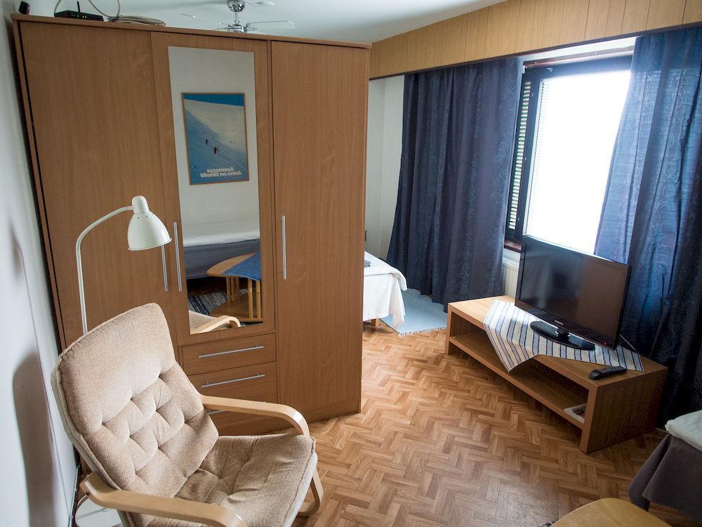 Guesthouse Borealis Apartments Rovaniemi Esterno foto
