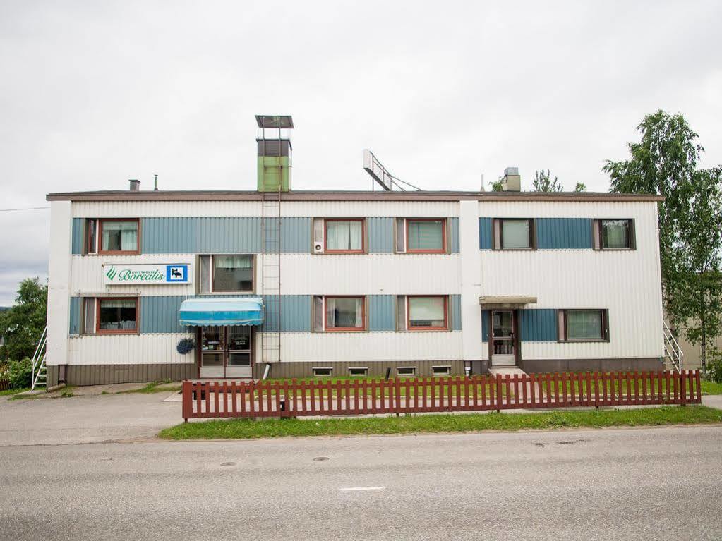 Guesthouse Borealis Apartments Rovaniemi Esterno foto